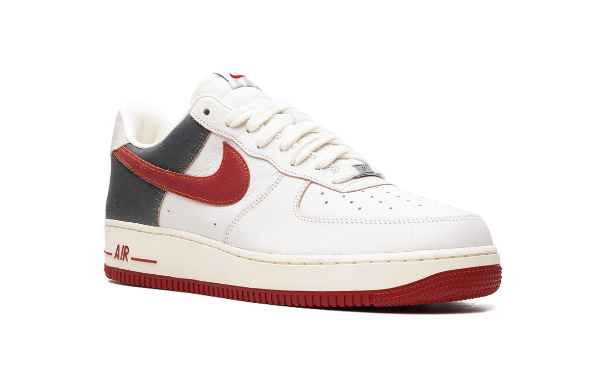 Air Force 1 Low "Chicago" FQ8743 121