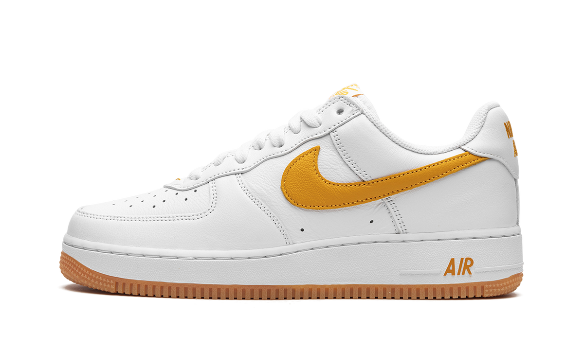 Air Force 1 Low "Waterproof - University Gold" FD7039 100