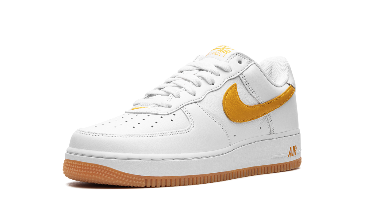 Air Force 1 Low "Waterproof - University Gold" FD7039 100