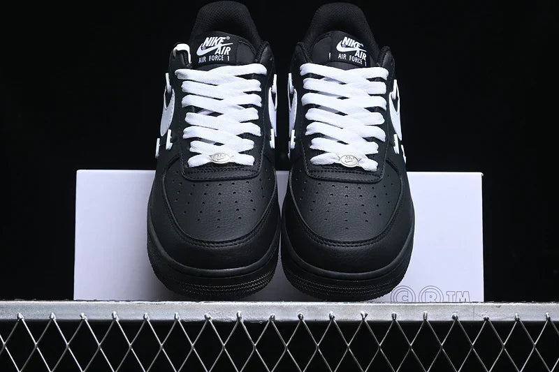Nike Air Force 1 "Black/White/"