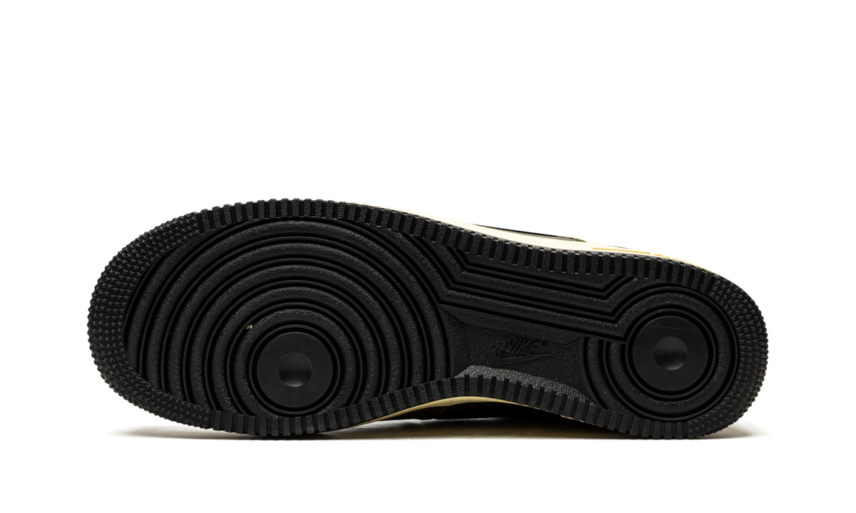 Air Force 1 Low SP "Undefeated - Ballistic" DH3064 300