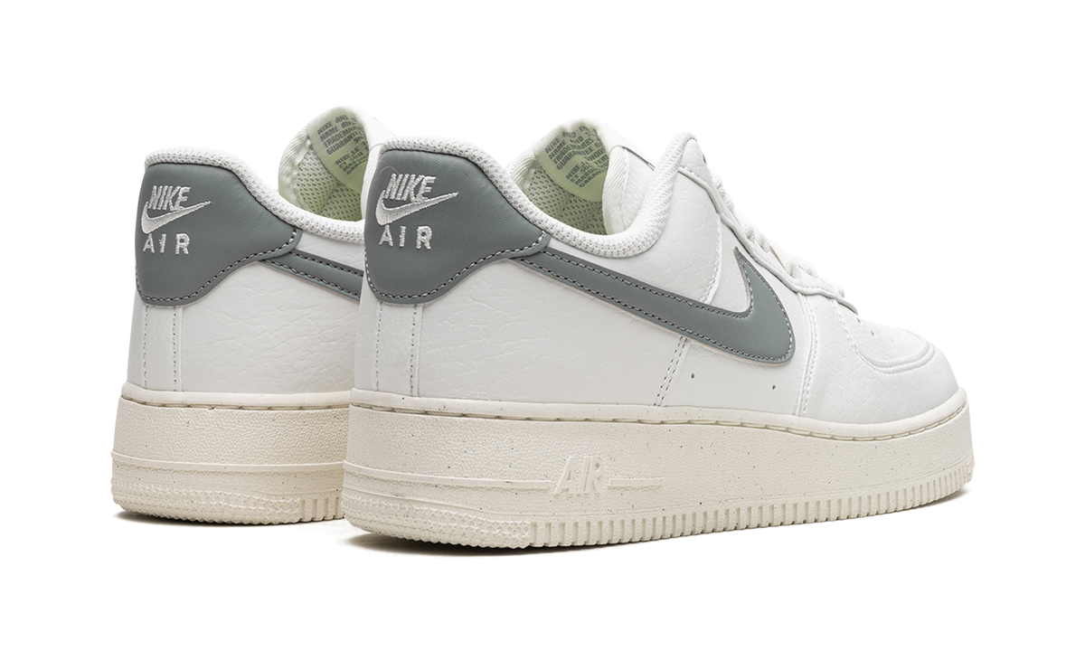 AIR FORCE 1 '07 NEXT NATURE MNS WMNS "Mica Green" DN1430 107
