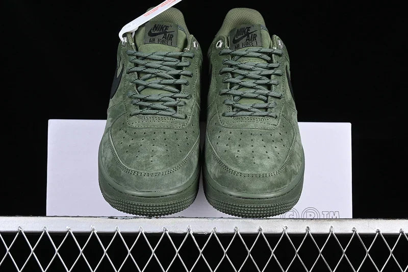 Nike Air Force 1 "Gamuza Olives"