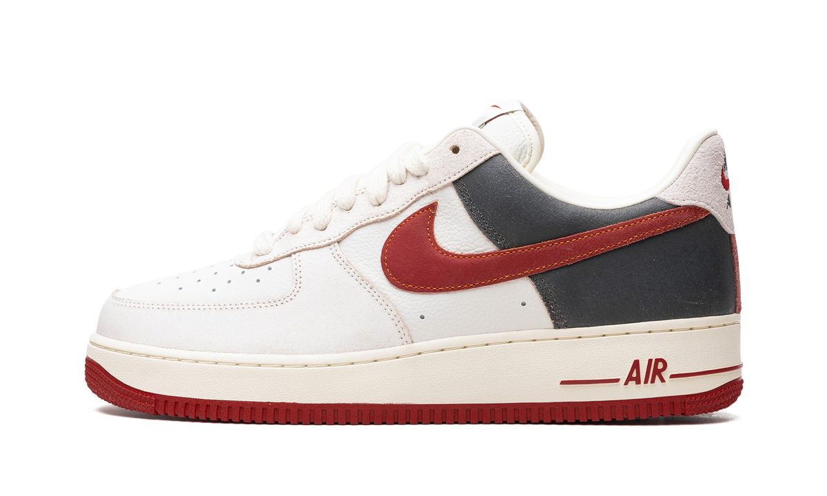 Air Force 1 Low "Chicago" FQ8743 121