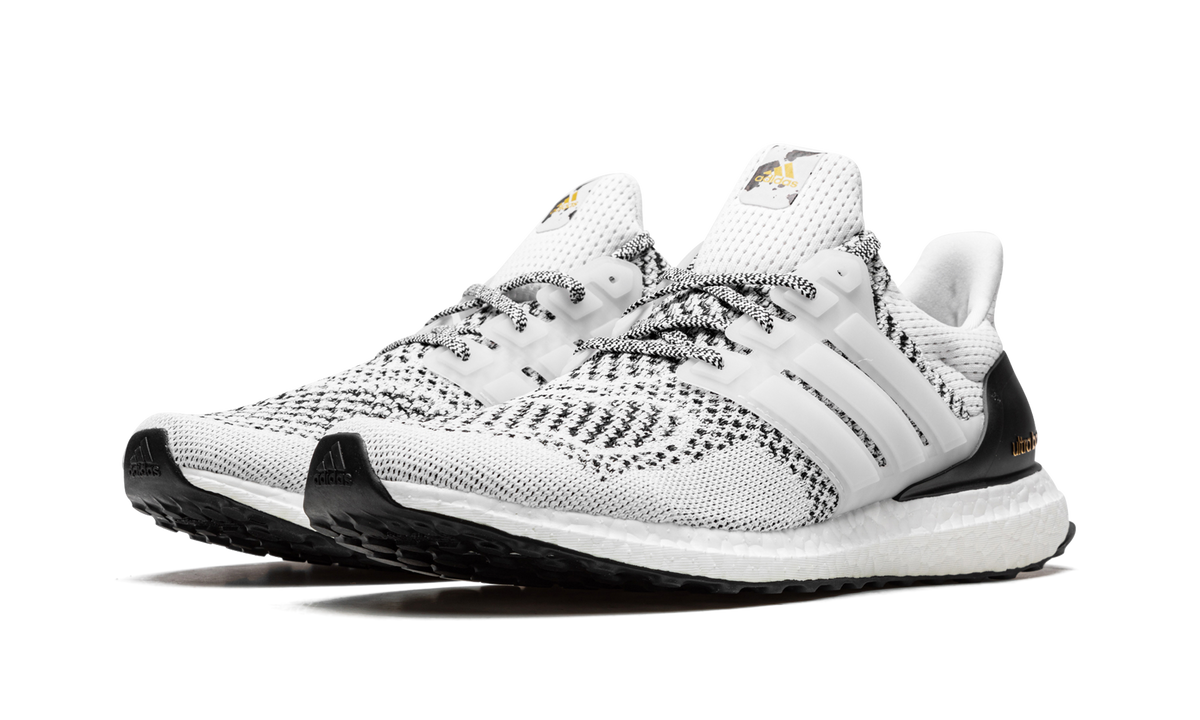 Ultraboost 1.0 DNA "White Oreo" GZ0449