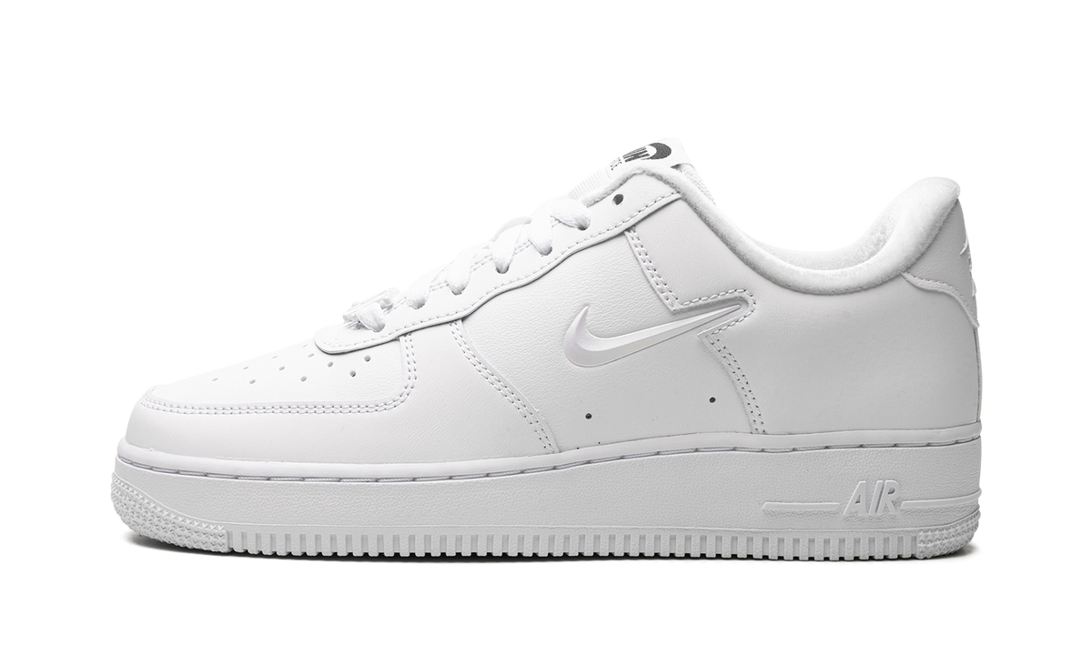 AIR FORCE 1 '07 SE WMNS "Tie Dye Swoosh" FB8251 100